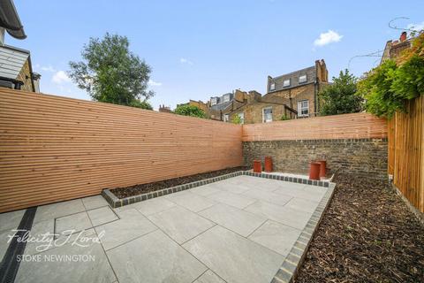 undefined, Harcombe Road, London