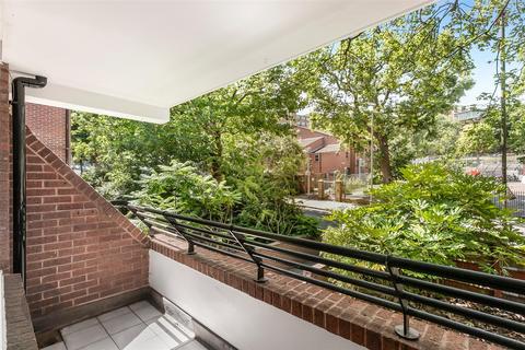 2 bedroom flat for sale, Beaumont Road, London