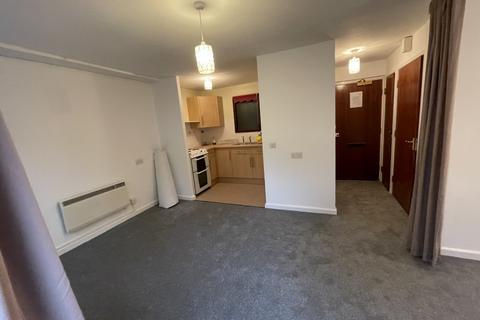 1 bedroom retirement property for sale, Flat 3, Lucam Lodge, The Garners, Rochford, Essex SS4 1DS