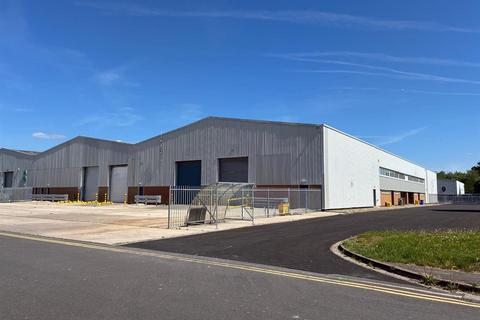 Warehouse to rent, 4-5 Horsefair Rd Bridgend CF31 3YN