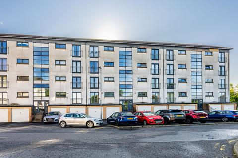 3 bedroom flat for sale, 5 White Cart Court, Flat 1/2, Shawlands, Glasgow, G43 2AT