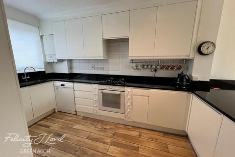 28 Rangers Square, London, SE10 8HR
