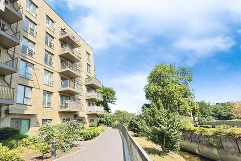 2 bedroom apartment for sale, Adenmore Road, London SE6