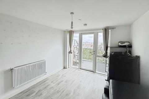 2 bedroom apartment for sale, Adenmore Road, London SE6