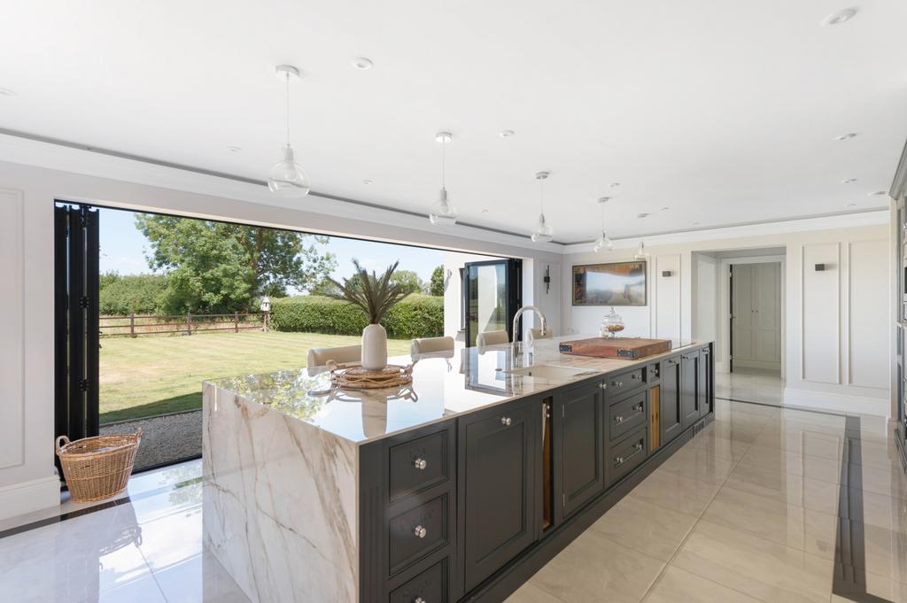 Kitchen/Breakfast