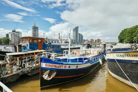 1 bedroom houseboat to rent, Albion Quay, Battersea, SW11