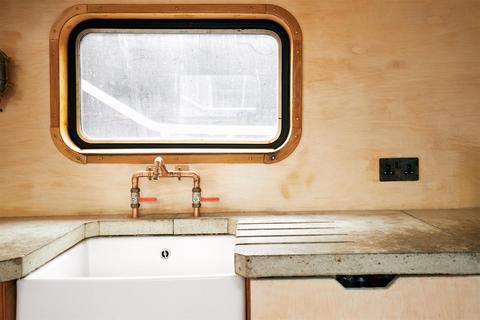 1 bedroom houseboat to rent, Albion Quay, Battersea, SW11