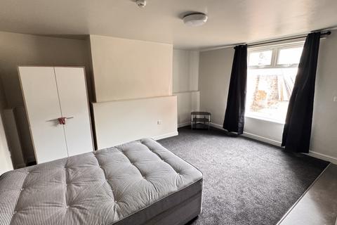undefined, Wakefield, West Yorkshire, WF1