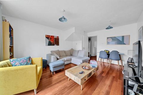 2 bedroom terraced house for sale, Pennington Way, London SE12