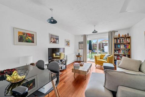 2 bedroom terraced house for sale, Pennington Way, London SE12