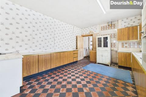 4 bedroom semi-detached house for sale, London Road, Crewe CW3
