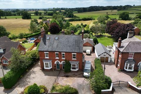 4 bedroom semi-detached house for sale, London Road, Crewe CW3