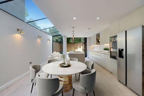 4 bedroom terraced house for sale, Vespan Road, Shepherd's Bush, London, W12