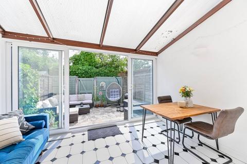 2 bedroom semi-detached house for sale, Natalie Mews, Twickenham, TW2