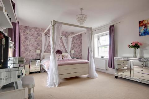 4 bedroom detached house for sale, Newman Avenue, Beverley