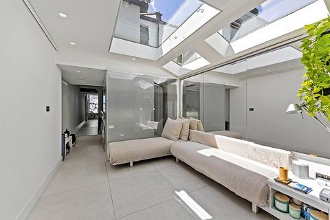 2 bedroom terraced house for sale, Sandycombe Road, Richmond, TW9
