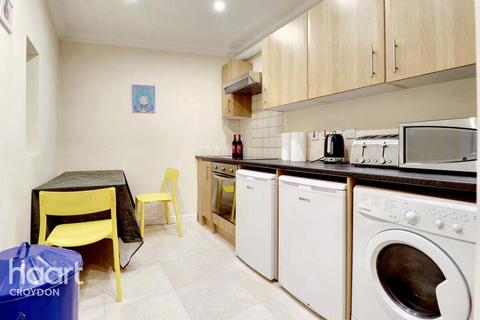 1 bedroom flat to rent, Selsdon Road, SOUTH CROYDON