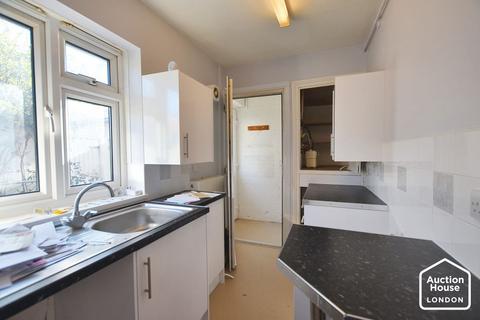 21 Russell Close, Crayford, Dartford, DA1 4PU