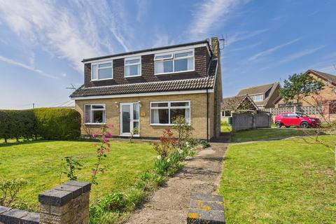 4 bedroom detached bungalow for sale, Churchill Avenue, Brigg DN20