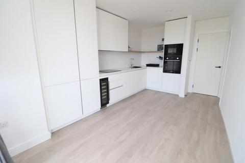 4 bedroom flat share to rent, Caldon Boulevard