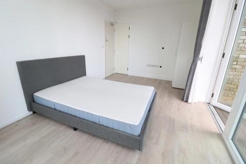 4 bedroom flat share to rent, Caldon Boulevard