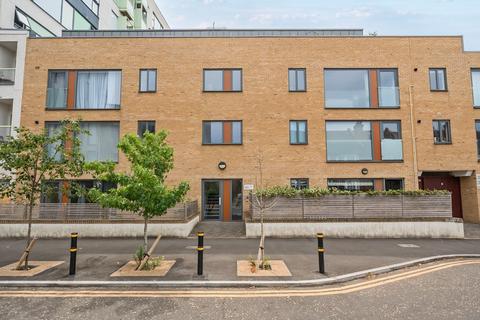 2 bedroom flat for sale, Milner Road, Wimbledon, London, SW19