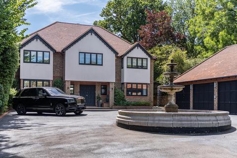 5 bedroom detached house for sale, St. Leonards Hill, Windsor, Berkshire, SL4
