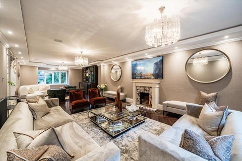 5 bedroom detached house for sale, St. Leonards Hill, Windsor, Berkshire, SL4