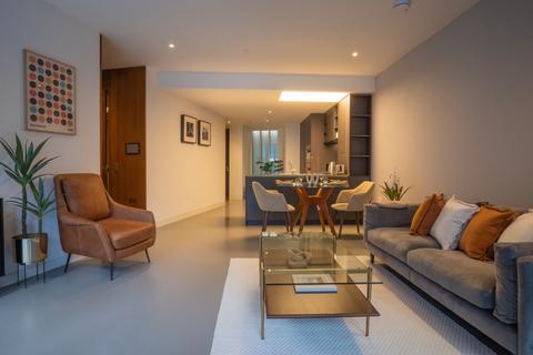 1 bedroom apartment to rent, Gasholders Building, London N1C