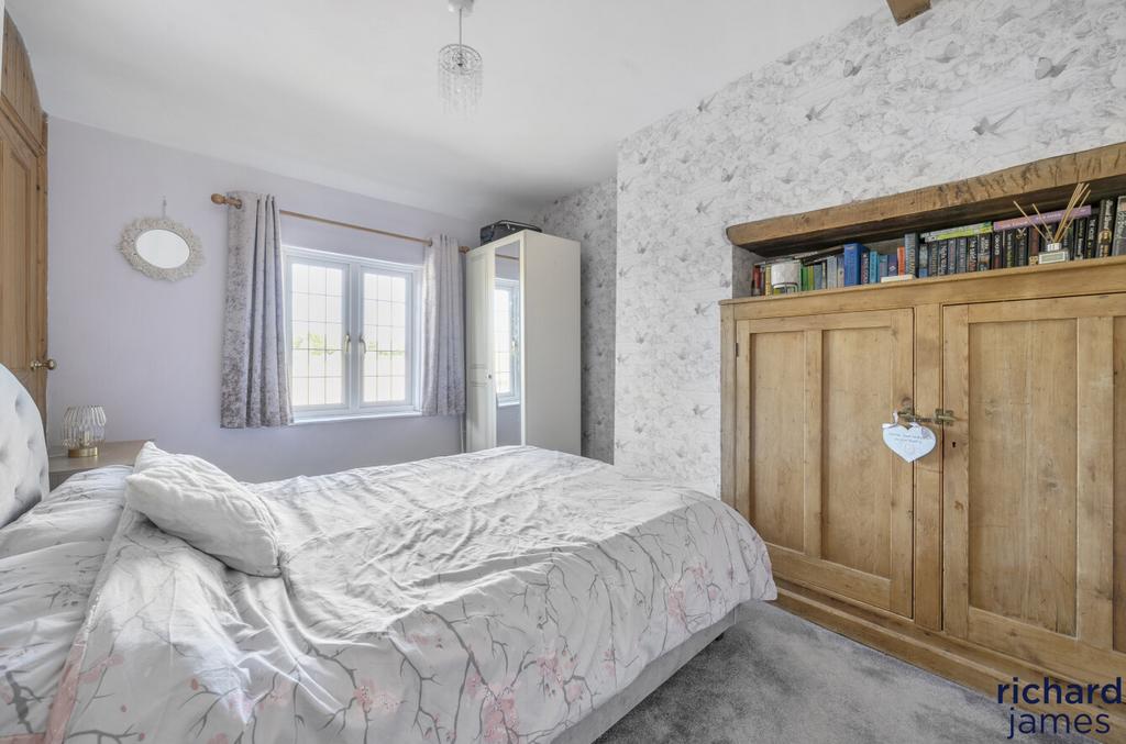 692331e94cd64009821bc4f4c93f215f