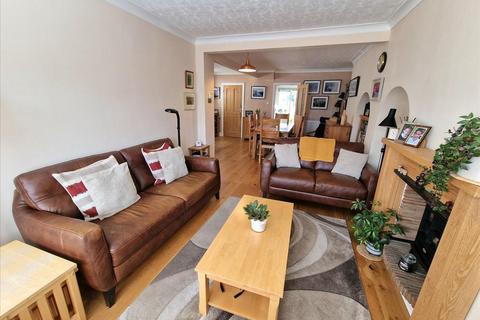 39 Daneswood Avenue, London, SE6 2RG