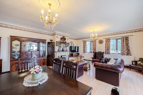 undefined, Lydney GL15