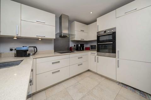 2 bedroom flat for sale, Acton Lane, London W4
