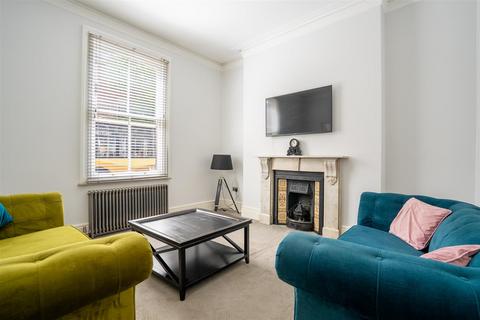 3 bedroom terraced house to rent, The Mount, York, YO24 1AR