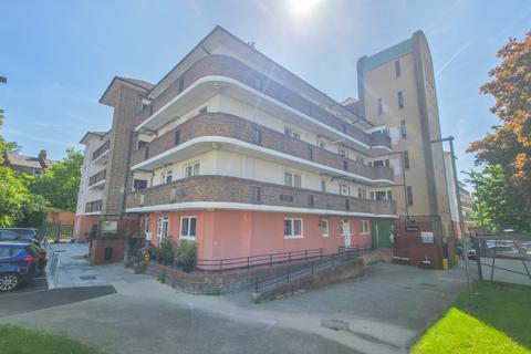 2 bedroom flat for sale, Acworth House, Barnfield Road, London, SE18