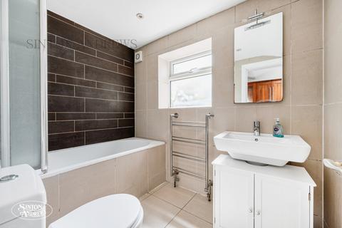 3 Kerrison Place, London, W5 5NG