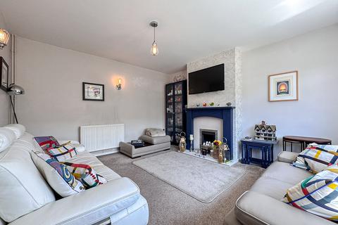3 bedroom semi-detached house for sale, Marlowe Drive, Whitecross, Hereford, HR4