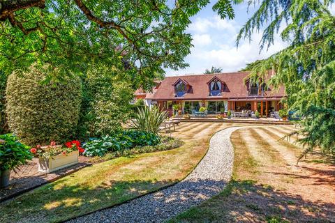 4 bedroom detached house for sale, River Road, Taplow, Maidenhead, Berks, SL6