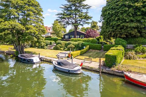 4 bedroom detached house for sale, River Road, Taplow, Maidenhead, Berks, SL6