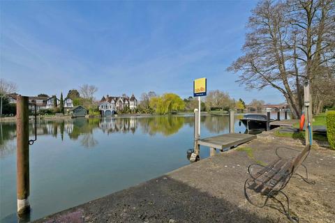 4 bedroom detached house for sale, River Road, Taplow, Maidenhead, Berks, SL6
