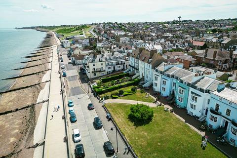 Central Parade, Herne Bay