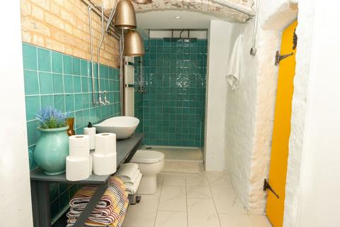 2 bedroom maisonette for sale, Central Parade, Herne Bay