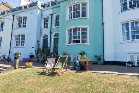 Central Parade, Herne Bay