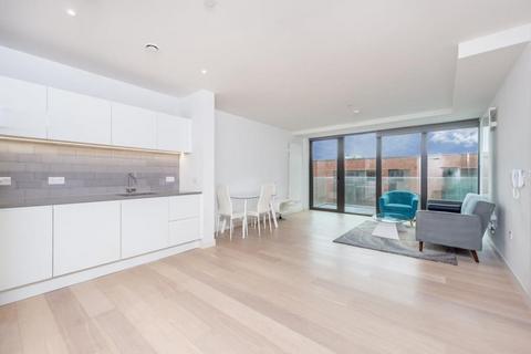 21 Admiralty Avenue, London, Greater London, E16
