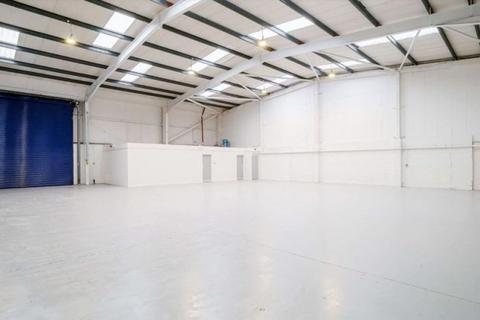 Warehouse to rent, Poole Hall Rd Ellesmere Port CH66 1ST