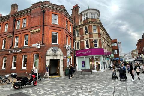 Office to rent, 47-47A High St Maidenhead SL6 1JT