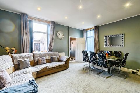 3 bedroom end of terrace house for sale, Hornby Street, Bury BL9