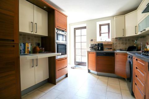 Spring Cottage, 1 Glaston Park, Glaston, Oakham, LE15 9BW