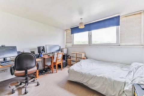 2 bedroom flat for sale, Sylvan Road, Crystal Palace, London, SE19