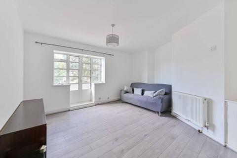 1 bedroom flat to rent, Poynders Road, Clapham, London, SW4